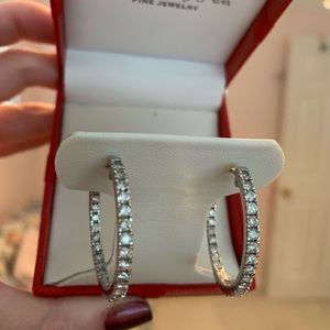 NWT/Giftable 🎁 14k Gold / 3 Carat Diamond Hoops